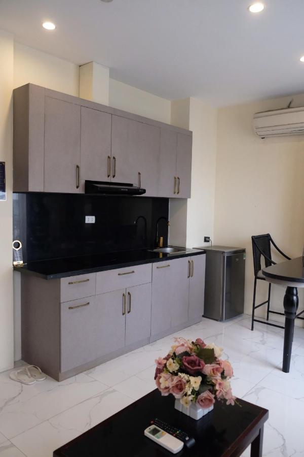 Aisha Hotels And Apartments Hanoi Buitenkant foto